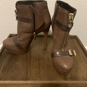 BCBG generation ankle booties